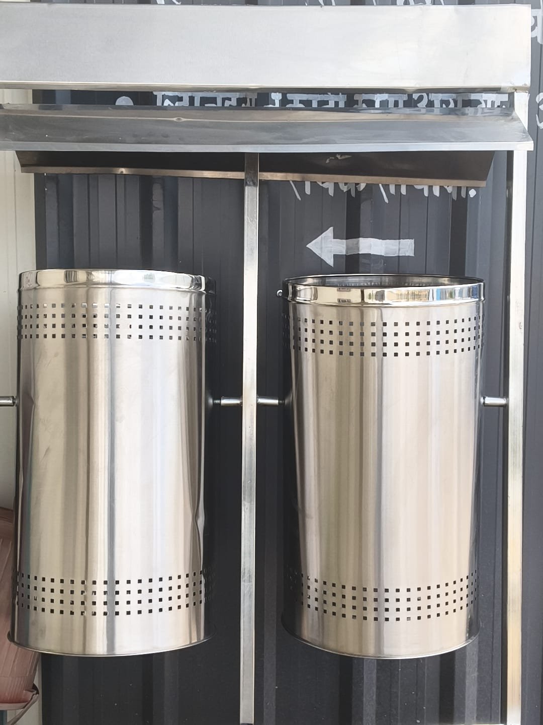 Dustbin 25