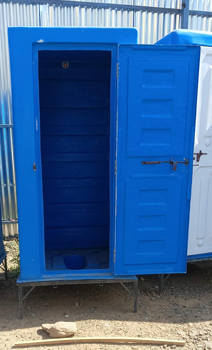 FRP Portable Toilet 17