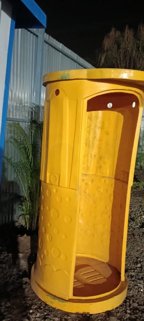 Portable Urinals 11